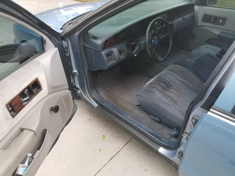 Illustration for article titled At $4,995, Could This 1991 Chevy Caprice Wagon Teach You A Thing Or Two?